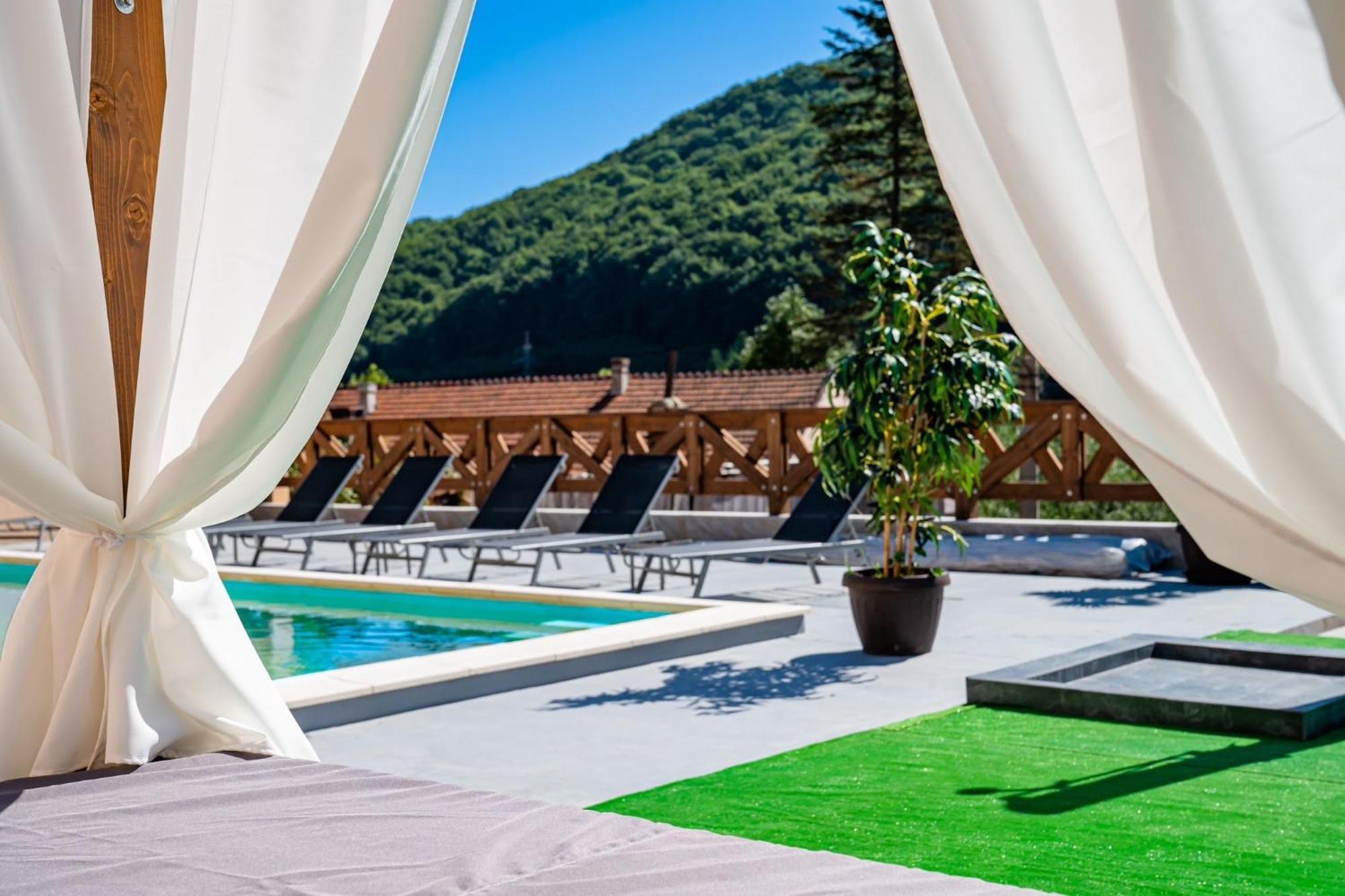 Casa Clim Otel Anina Dış mekan fotoğraf