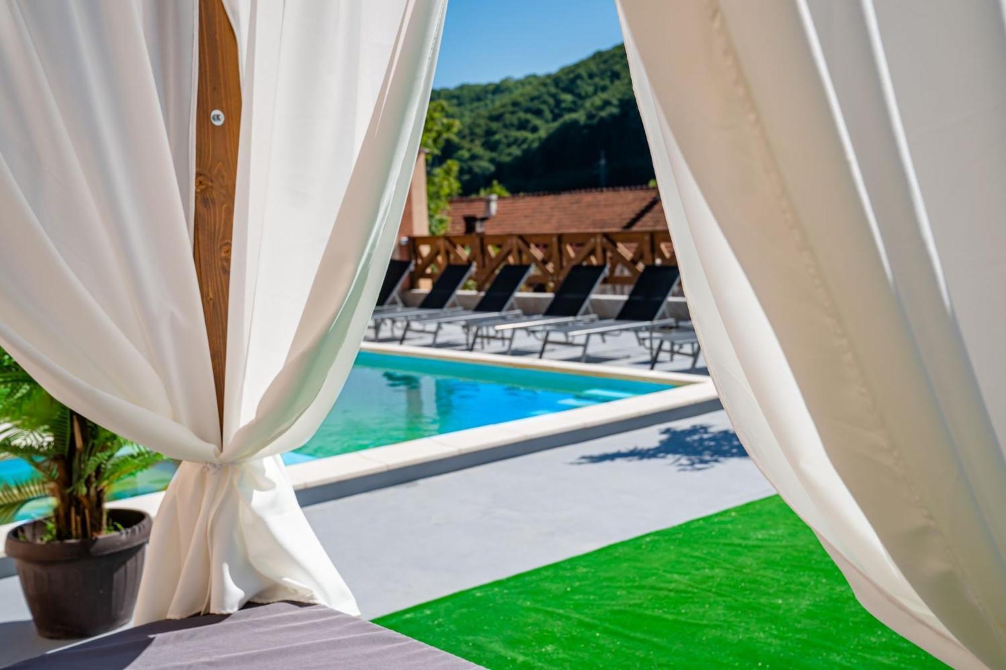 Casa Clim Otel Anina Dış mekan fotoğraf